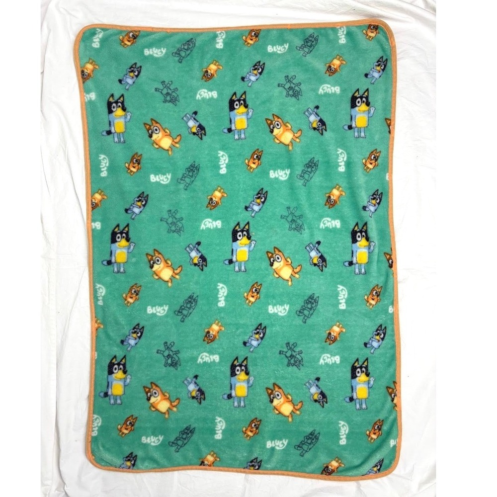 Bluey Bingo Bandit Character Fleece Blanket Green Kids Soft Throw Dog Baby - Picture 2 of 5